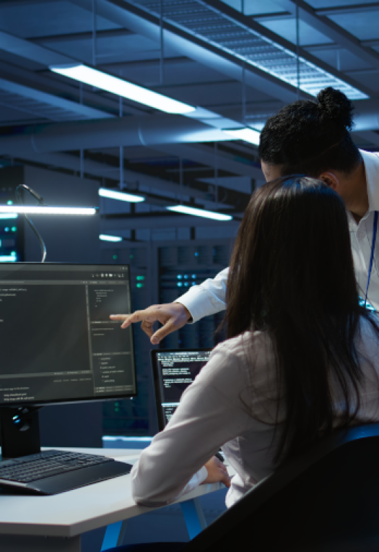 computer-scientists-data-center-managing-maintaining-databases